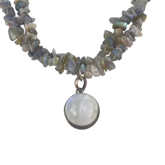 Handcrafted Labradorite Chip Necklace With Moonstone Pendant - Picture 3 of 12